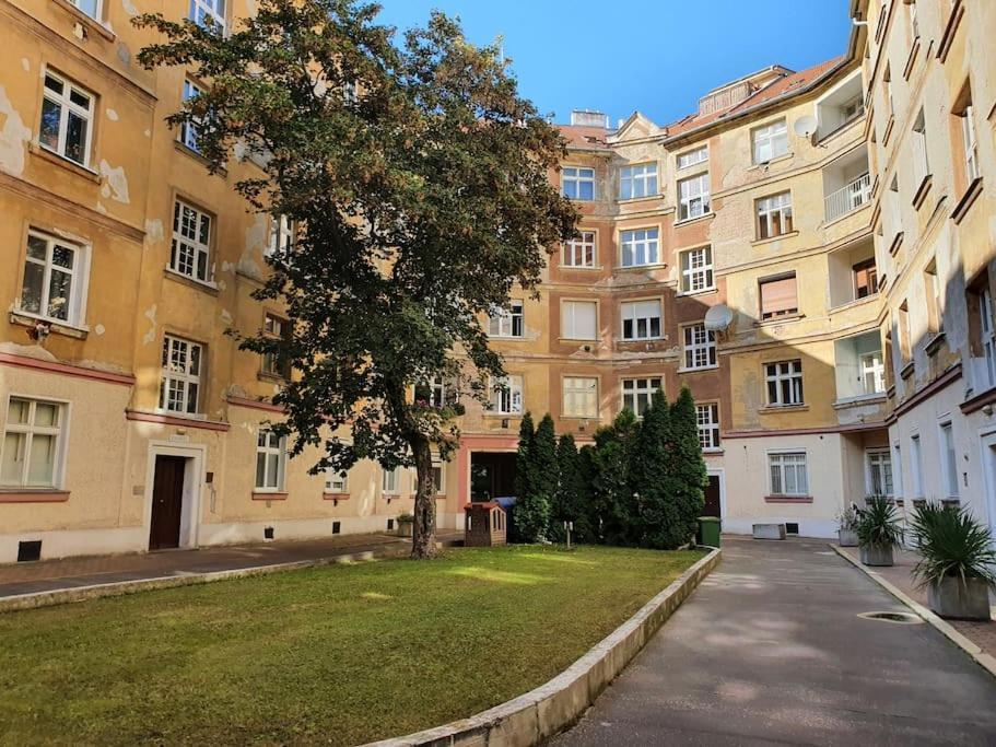Apartment Lovely & Unique In The Historic Center.